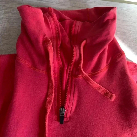 Fabletics Kingston Pullover Size XS - Picture 9 of 14